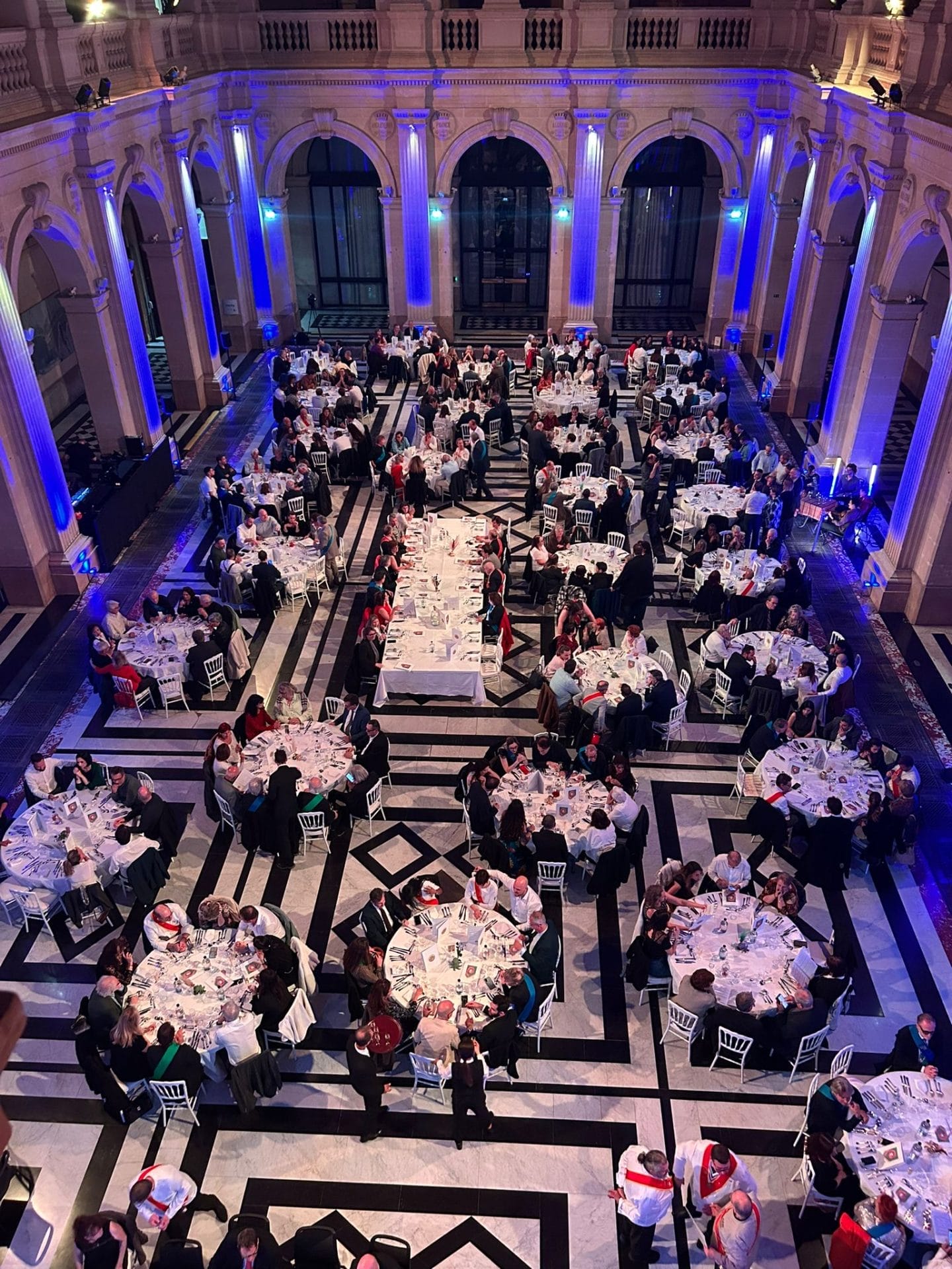 Dîner de gala pour les 70 ans de l'Association des Disciples d'Escoffier à Marseille au Palais de la Bourse, le 08/04/2024, au profit des Restos du Cœur